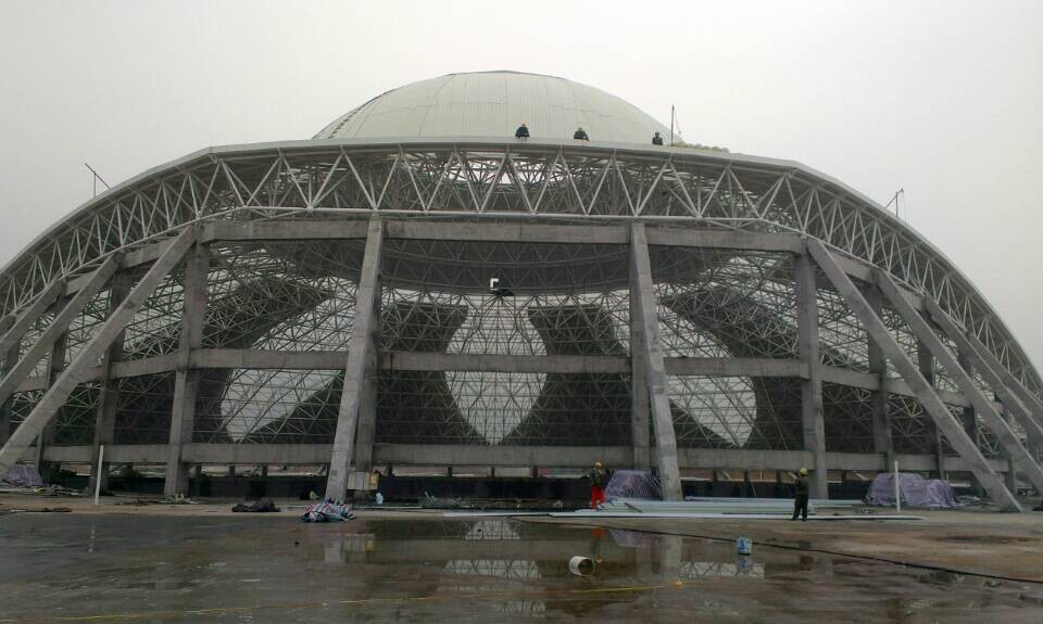 瓦房店温泉馆网架工程